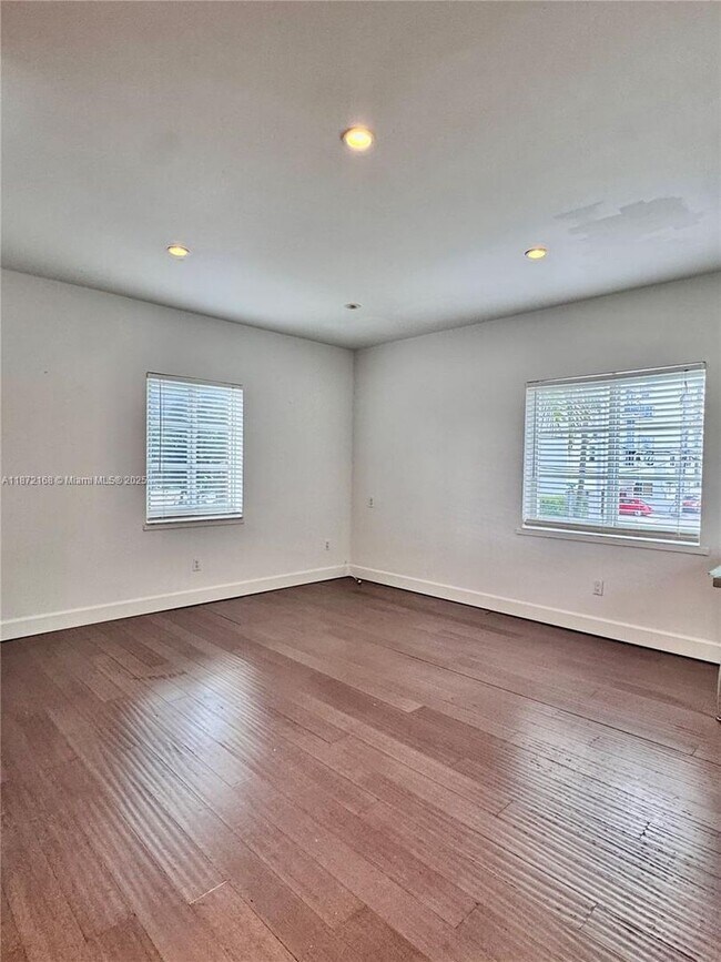 1231 13th St