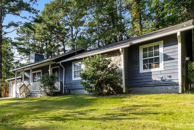 Photo - 5539 Hall Cir