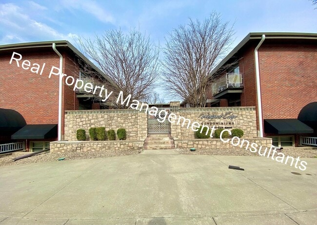 Building Photo - Kansas City midtown living 1 bed 1 bath home for rent! Unit 2
