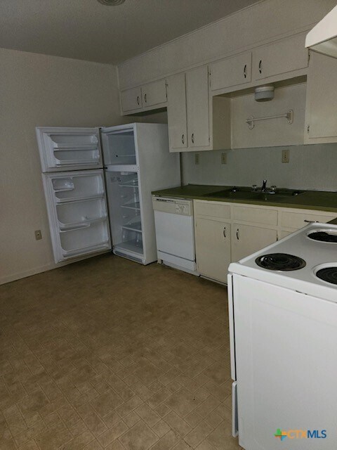 309 Sunset Ln Unidad D