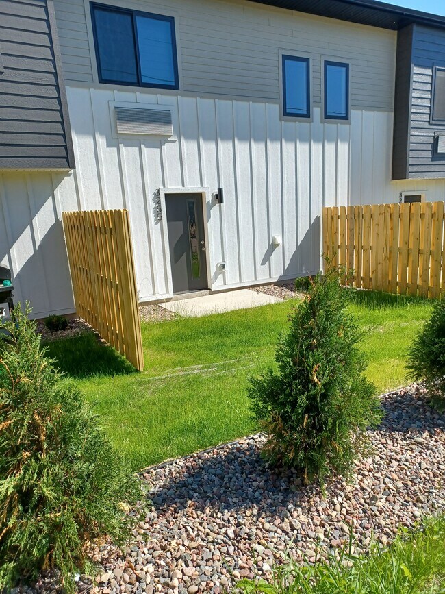 Photo - 3237 Fairfax St Townhome