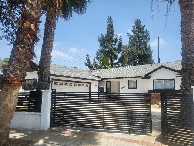 Photo - 8856 Casaba Ave House