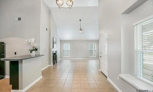 Photo - 745 Stoney Creek Ave