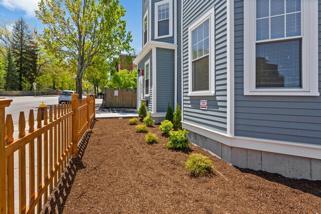 2149 Dorchester Ave Unit 4