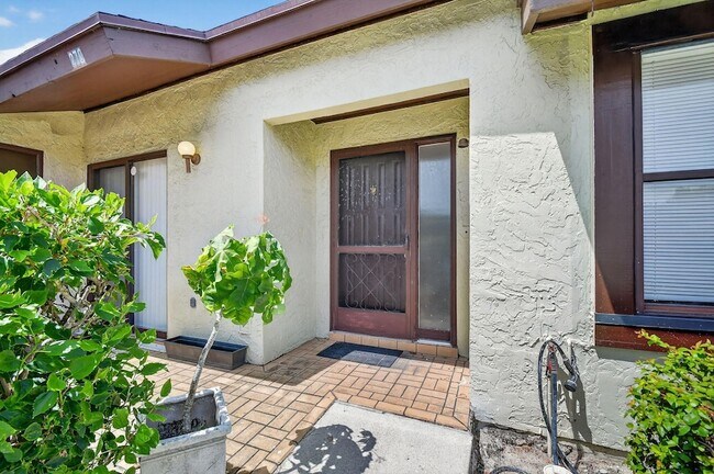 Photo - 270 Beaver Dam Ct