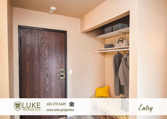 Photo - 405 S Sycamore Ave Unit 105