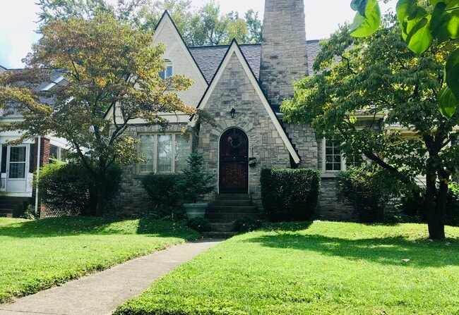 Photo - 136 Shawnee Pl