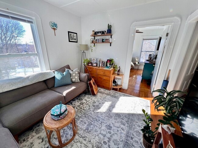 Photo - 14 Fairview Ave Unit 4