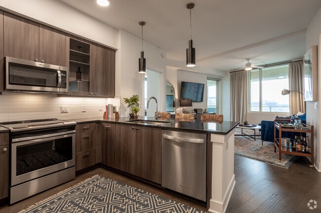2BR, 2BA - 1174SF