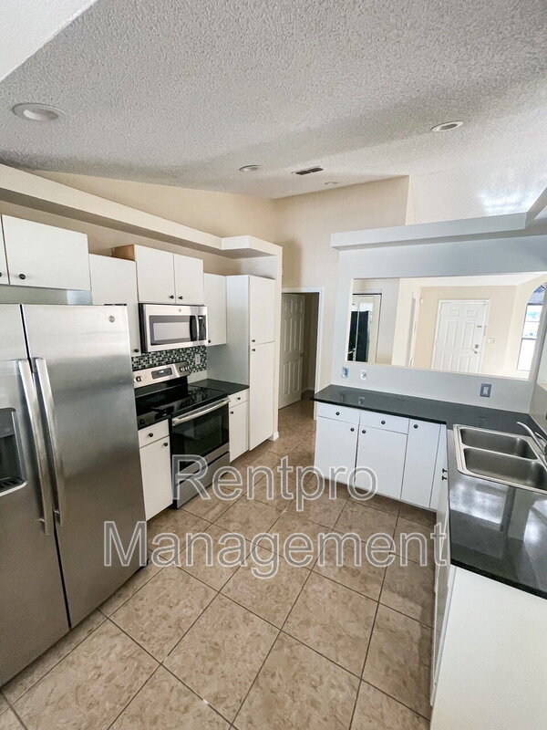 Photo - 5604 35th Ct E