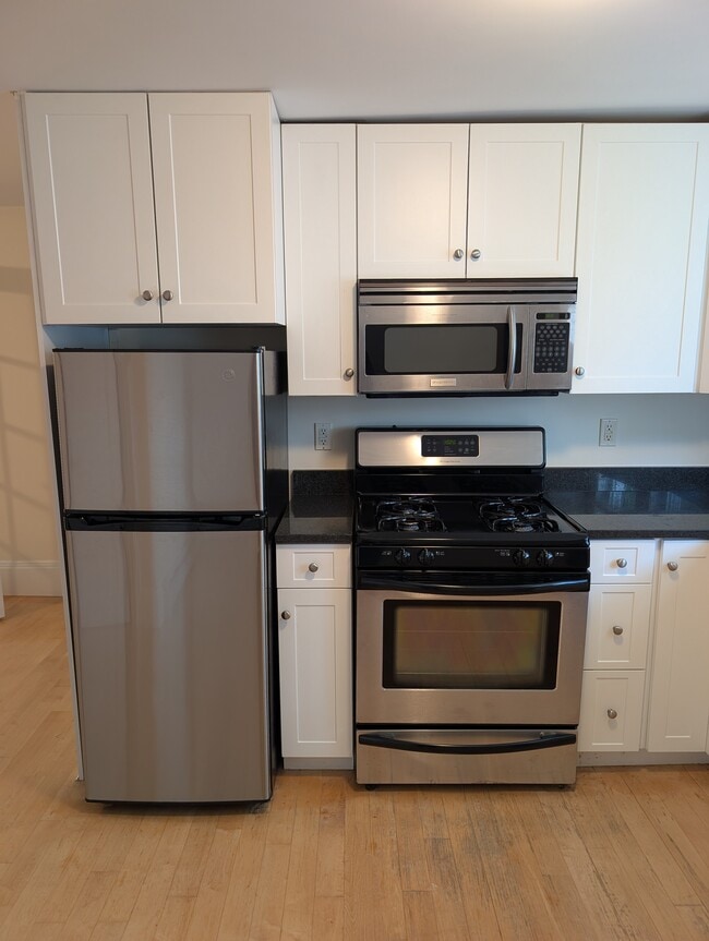 Building Photo - 4 Webster St Unit 6 Rental