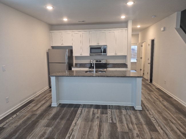 Photo - 120 Fosters Gln Pl Unidad 1