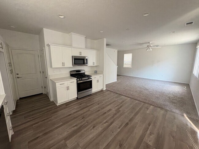 Photo - Two-story home in NW Visalia home Availabl...