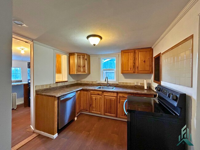Photo - 3 bedroom/1 bathroom Single-Family Home for Rent