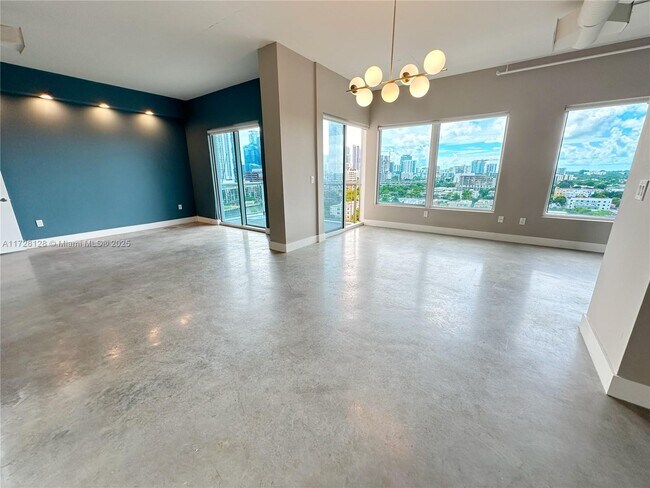 Photo - 10 SW South River Dr Unit 1211