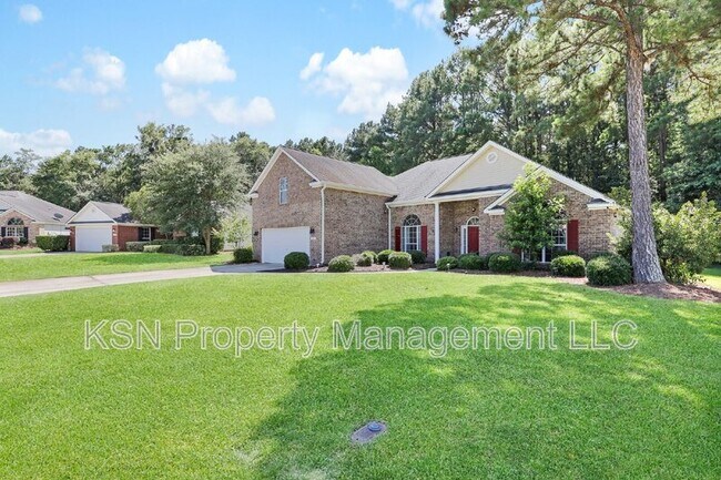 121 Tappan Zee Dr