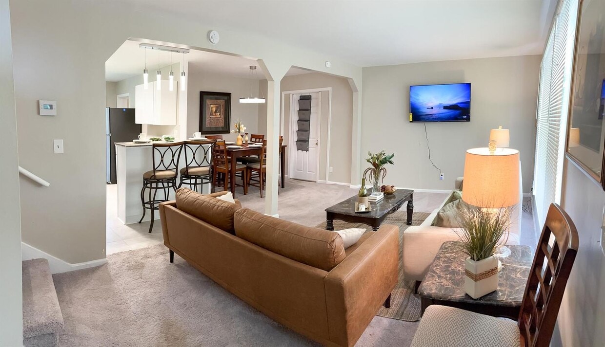 Photo - 2451 Glenrock Dr