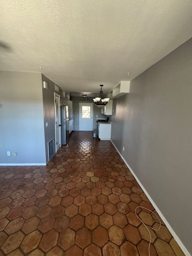 Photo - Charming 2 bedroom 1 bath