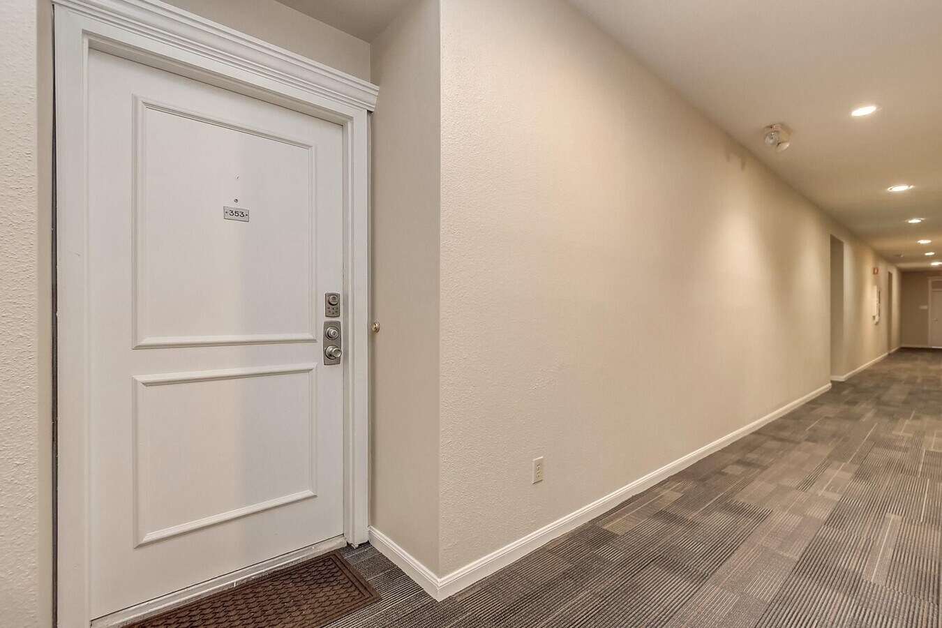 Photo - 2425 Underwood St Unit 353