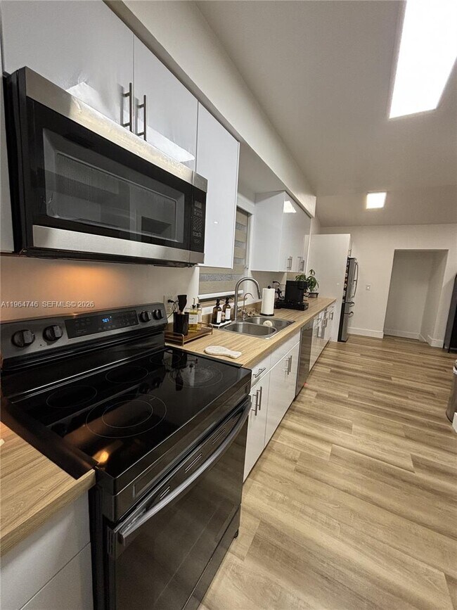 Photo - 225 Pocatella St