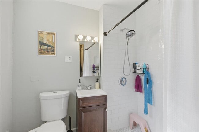 Photo - 4000 N Southport Ave Unidad 3