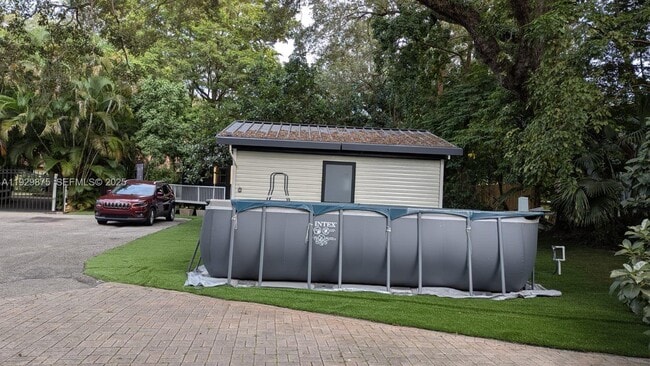 Photo - 5511 Woodland Ln