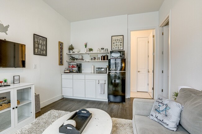 Photo - 4335 Hooded Crow Cir Unit 2