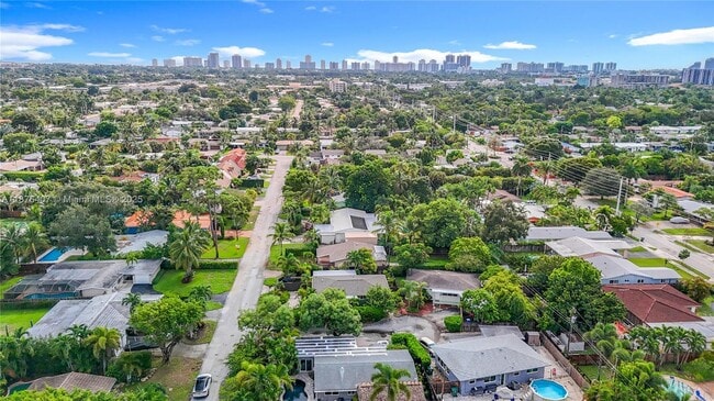 Photo - 1532 NE 39th St