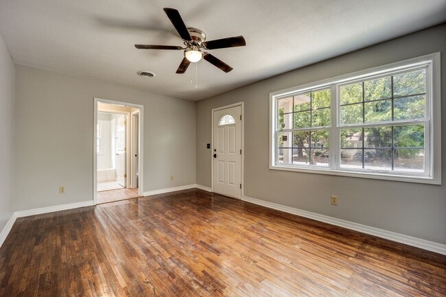 Photo - 622 N 30th St