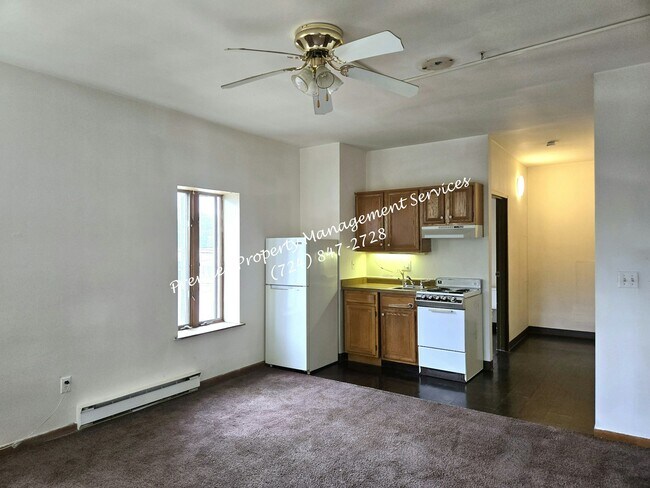 518 W Cunningham St Unit 12