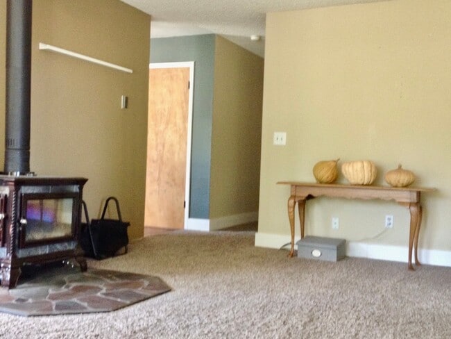 Photo - 132 Vine Maple Loop