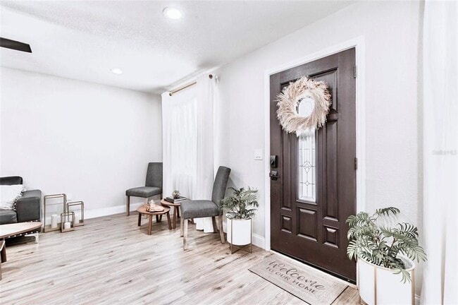 Photo - 6220 Interbay Ave