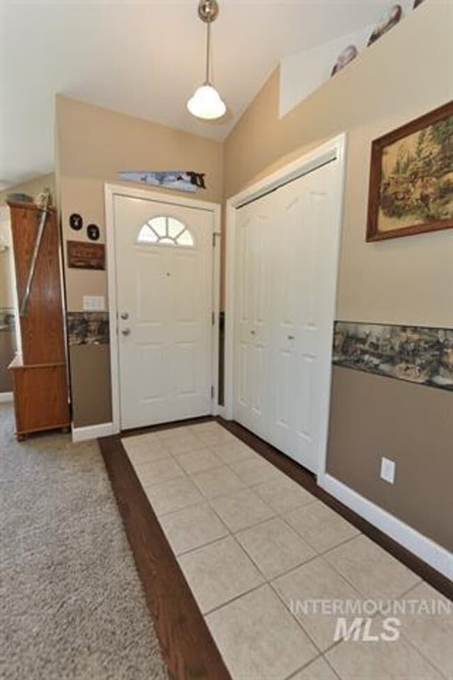 Photo - 3 Bedroom 2 Bath Home on 1/4 Acre Available 1/6/2026