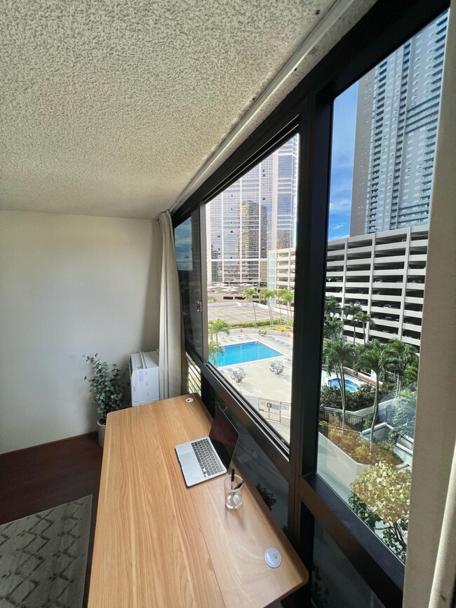 Photo - 876 Curtis St Unit 1008