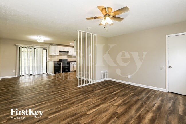 Photo - 2423 Ozark Trail SW