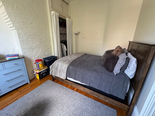 Photo - 305 Shawmut Ave Unit 2