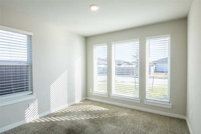 Photo - 7226 Telford Holw Trl