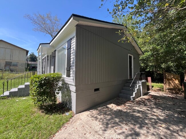 Photo - 3542 Windsor Cir