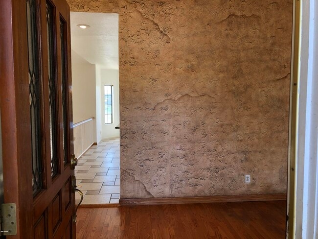 Photo - 16226 S 37th Way