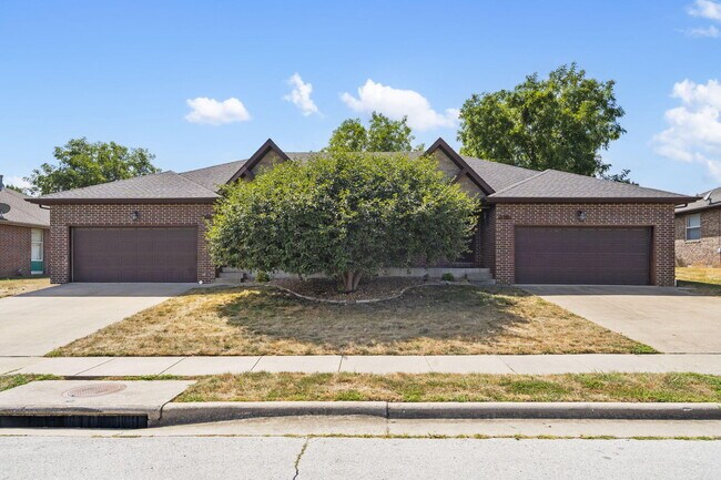 Photo - 3907 N 15th St
