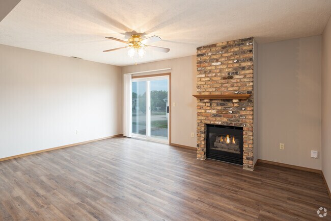 2BR, 1.5BA - 1,200SF - Living Room