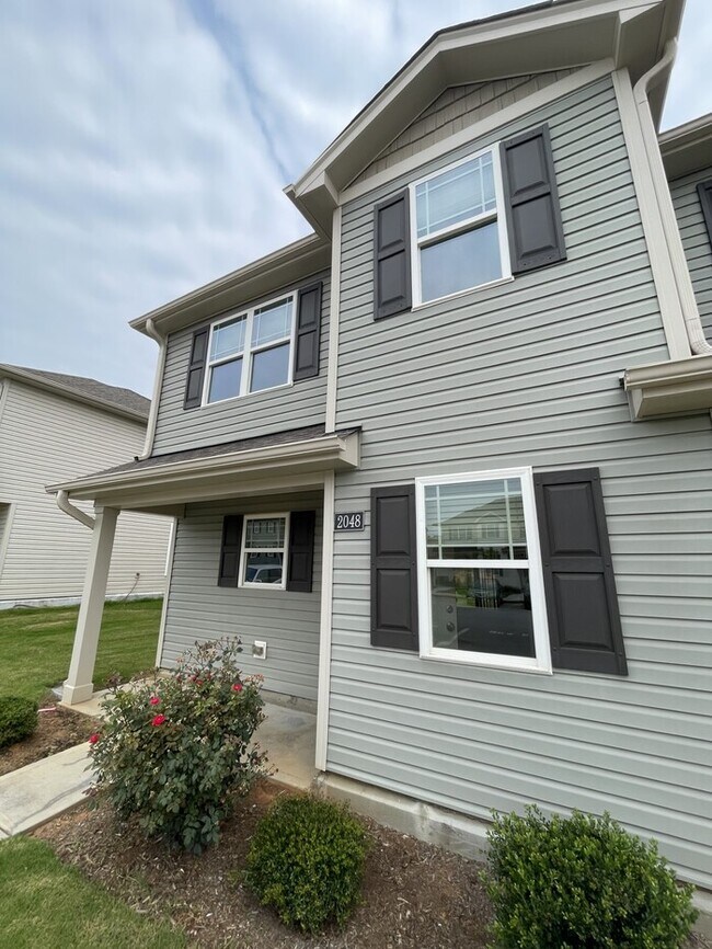 2048 Wiggins Village Dr House House Rental in Youngsville, NC