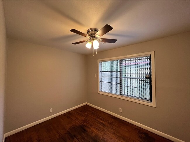 Photo - 3409 Bacon St