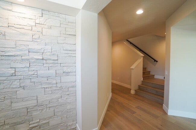 Photo - 3045 S Honeycomb Way