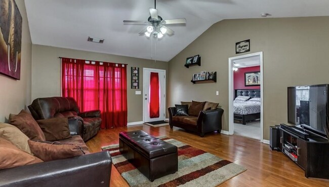 Photo - 18396 Peyton Ln