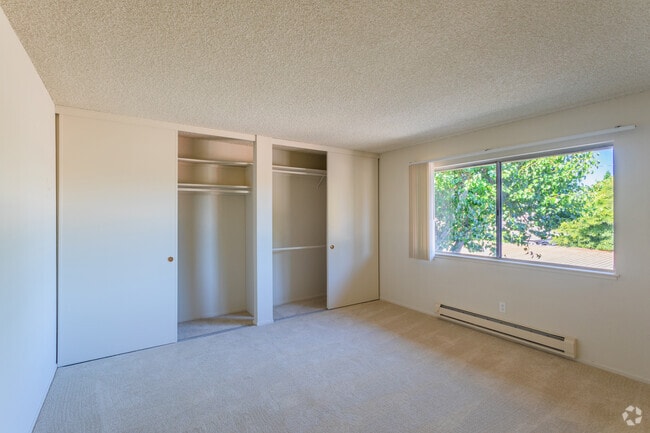 Oakridge Apartments