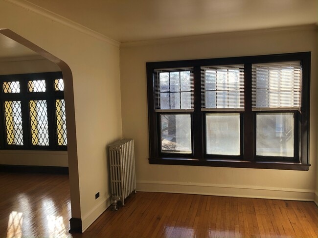 3125-3129 S Harlem Ave