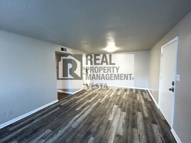 Photo - Riverbend Apartments