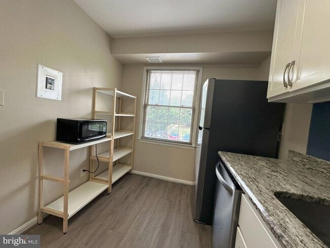 Photo - 6018 Westchester Park Dr Unit 6018 201