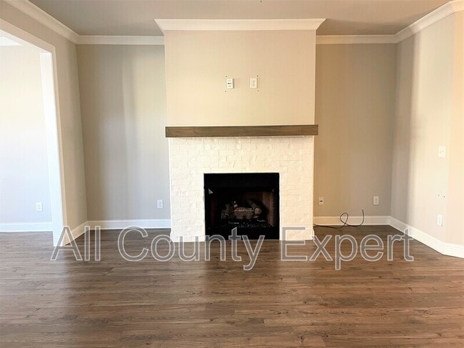 Photo - 113 Laurel Crst Aly